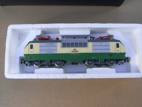 Piko schnellzuglokomotive csd - piko,