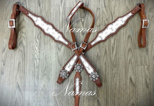 Namas pferd ein ohr dunkles - namas,