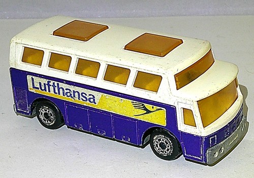 Alter matchbox bus - -, airport