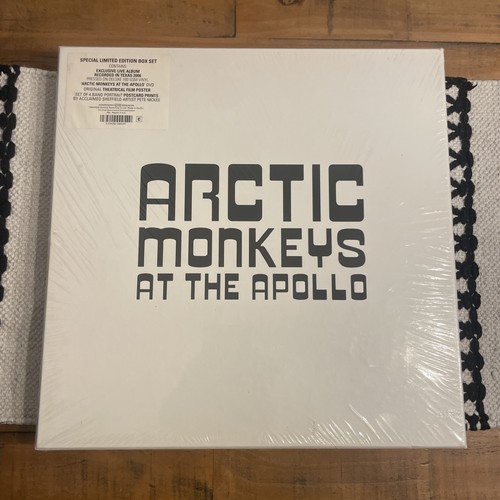 Arctic monkeys live the - monkeys,