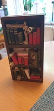 Mini Regal Bücher Holz und Pappe