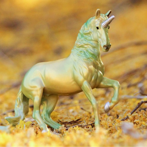 Breyer stablemates 6928 - breyer,