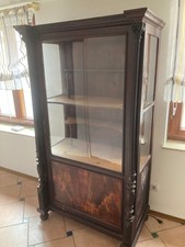 Vitrinenschrank - gut erhalten