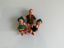 3 süße antike Masse Püppchen, ARI, 50er Jahre, Originalkleidung, Puppenstube