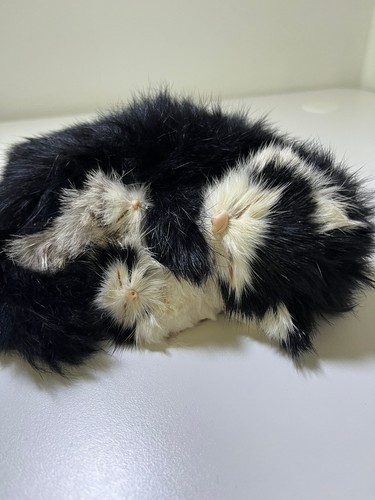 Fellfigur katze mit - katze, babys