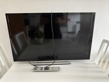 Toshiba 32Zoll LCD Colour TV