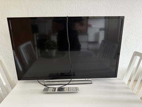 Toshiba 32zoll lcd colour - toshiba,