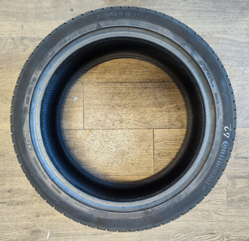 Winterreifen 235 45r19 99v - 1,