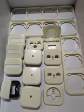 BUSCH-JÄGER LX cremweiß Konvolut, Rahmen Wippen Abdeckungen und Zentralscheiben