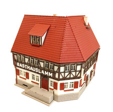 Vollmer - Fachwerkhaus Gasthaus "Lamm" - 54495 - H0 - Gebäude Häuser --- CK 1425