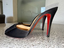 Louboutin Jolie-Noeud 100  / 39,5  / High Heels  /  11,5 cm  /  Mules  / schwarz