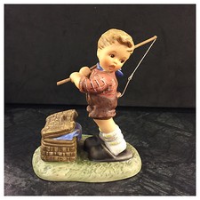 Berta Hummel  BH 118 Fishing