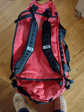 The North Face Duffle bag rot