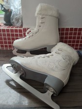 Oxelo Fell gefütterte Damen Schlittschuhe Eiskunstlaufschuhe weiß Größe 5 UK sehr guter Zustand