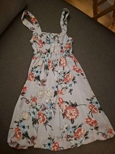 Damenkleid Sommerkleid mit Blumen Chiffon hellblau Ballonsaum 