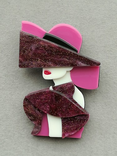 Elegante dame mit hut brosche - elegante,