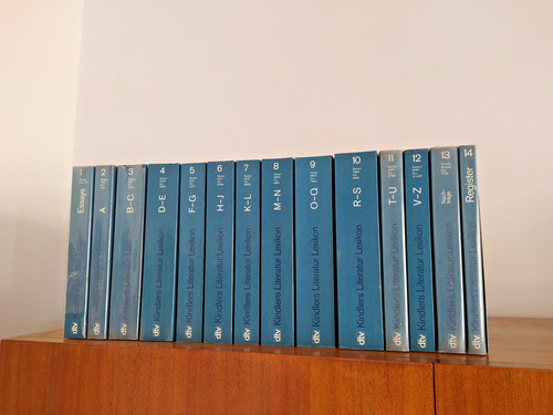 Kindlers literatur lexikon - literatur, im