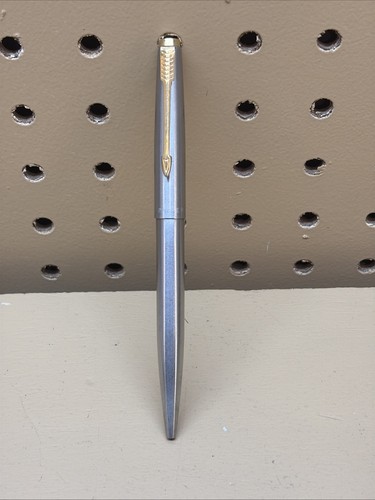 Parker ballpoint pen - 45,