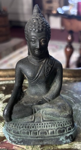 Vintage bronze buddha - bronze,