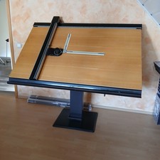 Nestler Konstrukteur Zeichenbrett Holz mit höhenverstellbarem Fuß Metall A0