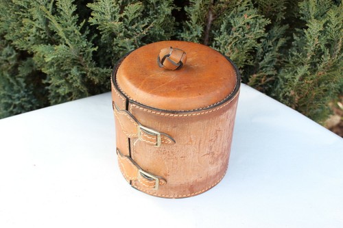 Alte tabaktopf leder mit - leder,