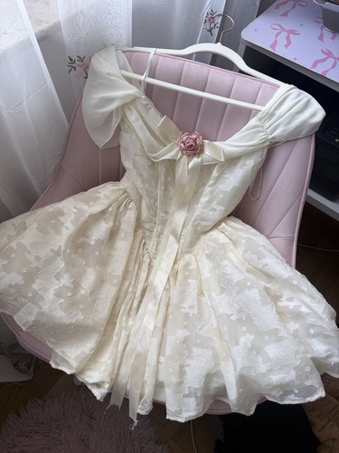 Short white dress - dress, princess