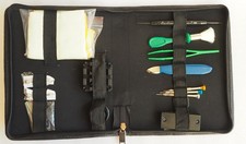 Uhrenwerkzeugset in schwarzer Ledertasche – Conrad – neuwertig