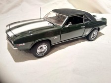 Danbury Mint 1969 Camaro Z/28- fathom green - LE # 2707  with OVP and doku