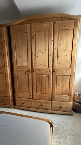 Kleiderschrank massiv holz - kleiderschrank,