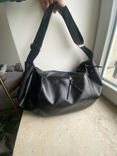 Schwarze Umhänge- Oder