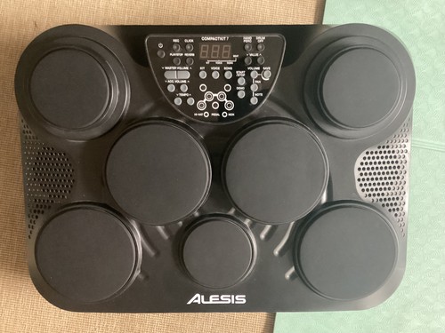 Alesis compactkit - 7,