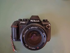 Nikon F 301 mit TOKINA 28 - 70