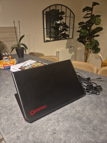 Toshiba qosmio x70 3 - qosmio, 17,3"