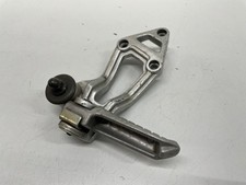 Kawasaki ZX10 88 - 90 Fußrastenträger + Fußraste hinten links, Träger, Halter