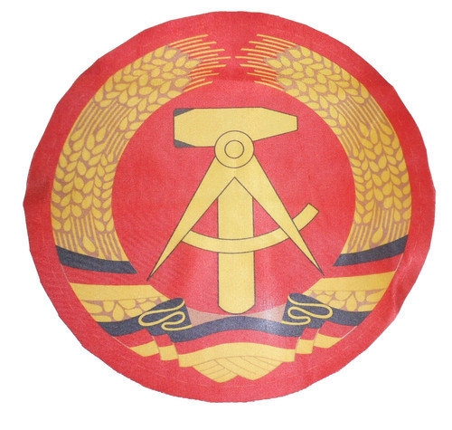 Ddr emblem wappen fahnenemblem - ddr,