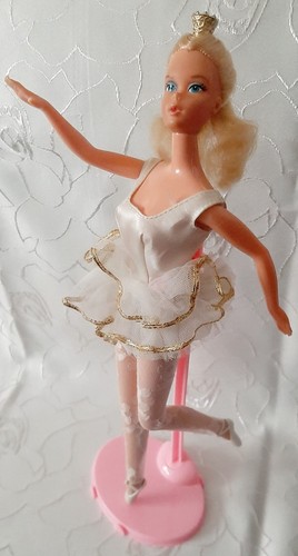 Barbie puppe ballerina taiwan - puppe,