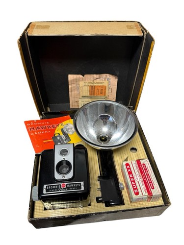 Vintage kodak brownie hawkeye - vintage,
