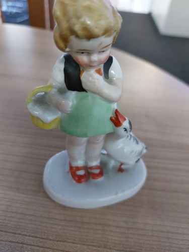Porzellanfigur mädchen mit - porzellanfigur,