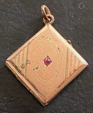 Antikes  eckiges goldfarbenes