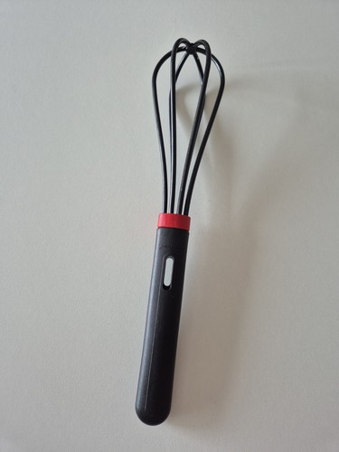 Tupperware rührbesen schwarz - rührbesen,