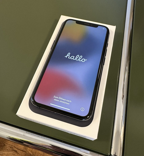 Apple iphone pro - 11,
