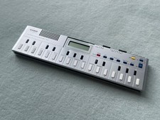 CASIO VL-10  Vintage Gadget der 80er - Keyboard und Rechner zugleich - Selten !