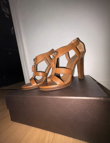 Gucci heels - gucci,