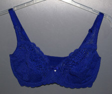 TRIUMPH BH Mod. Amourette Bügel Spitze dunkel violett Gr. 75 / E NEU OVP 54,95 €