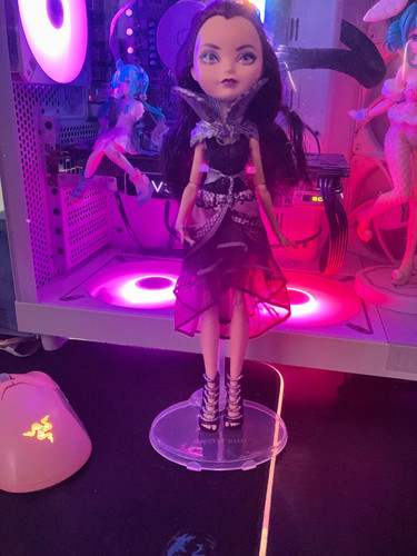 Raven queen ever after high - ever,