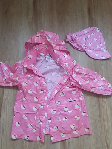Hello kitty regenmantel und - kitty,