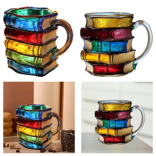 Kaffeetasse mit bücherstapel - kaffeetasse,