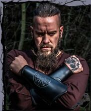 Mittelalter Larp Lederarmschienen - Armschienen Ottar mit Vegvisir-Prägung  Leon