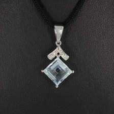 Wert 690 € Brillant