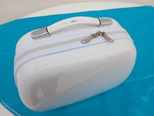 schöner kleiner Hartschalenkoffer, 36 cm breit  Farbe weiß Neu